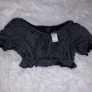 🆕Rue21 Off shoulders ruffled crop top